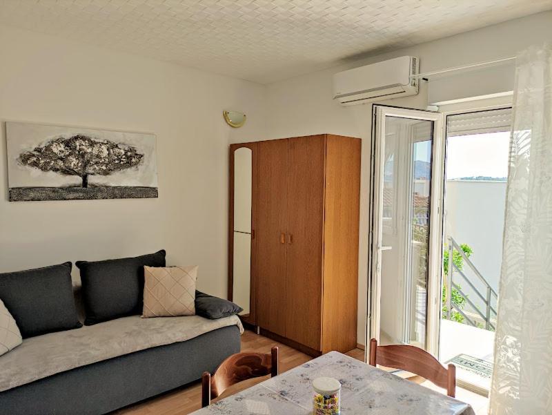 Apartmani Mila A1 & A2 & 3 Trogir Eksteriør bilde
