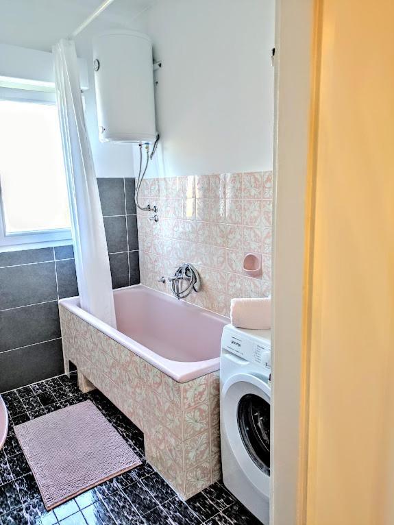 Apartmani Mila A1 & A2 & 3 Trogir Eksteriør bilde