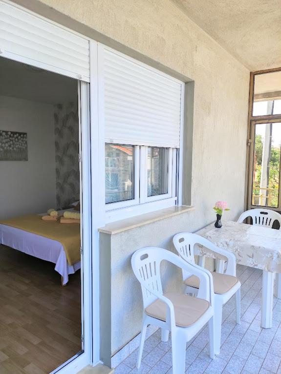 Apartmani Mila A1 & A2 & 3 Trogir Eksteriør bilde
